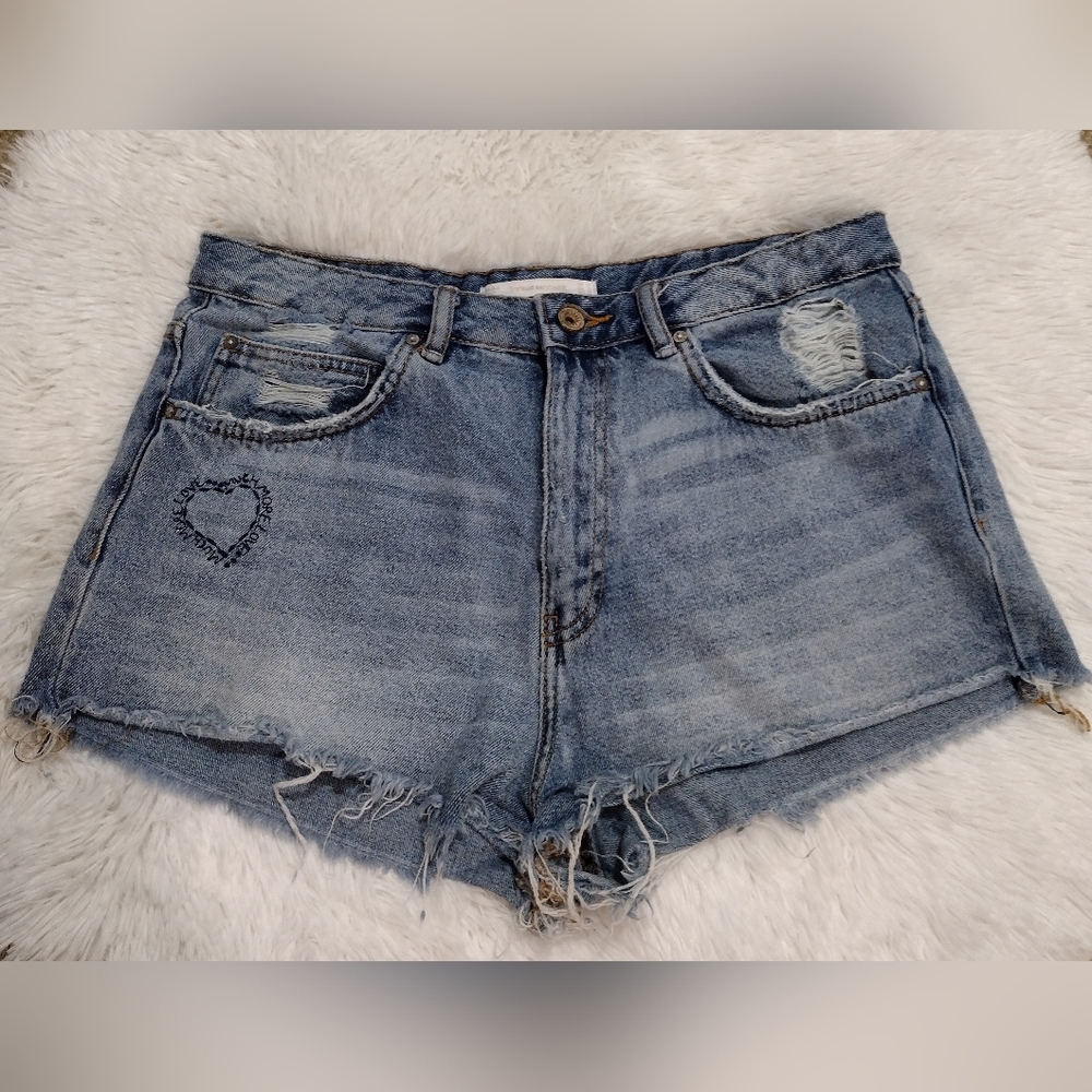 Zara Medium Wash Distressed Denim Shorts Women's Size 10